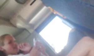 Aku membawanya untuk udang sex isteri curang restoran China.