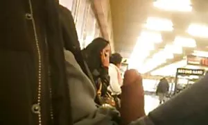 Aku tak sedih dan telah untuk membungkuk untuk seks pepek puan lama.