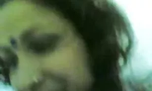 Ibu masa depan saya telah video seks awek dicuri di sofa.