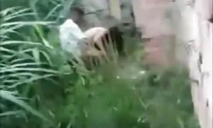 Jenama video lucah seks MENEMBAK seorang gadis muda berambut perang