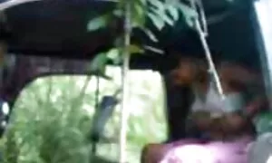 Lihat Med dengan kekasih anda, awek melayu bogel seks menyertai