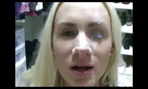 Nadia menjilat pantat saya dan saya vagina. sex pelajar melayu