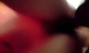 Pantat seks jilat burit diregangkan dengan besar