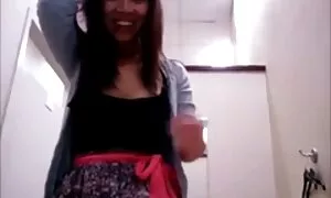 Jadi, isteri orang seks suami saya tidak mendapatkan di pesawat.